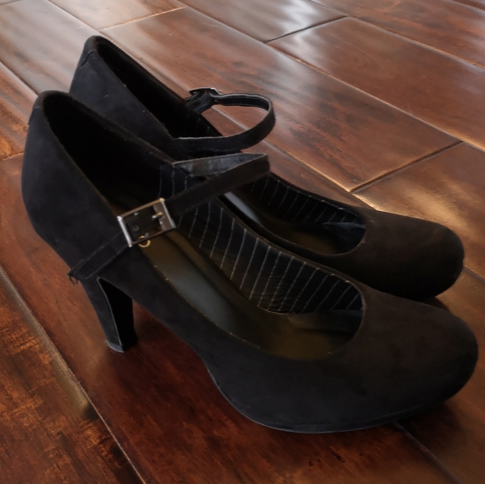 Suede feel maryjane heels